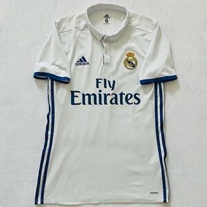 Real Madrid Luka Modric home PLAYER ISSUE 2016 17 home jersey